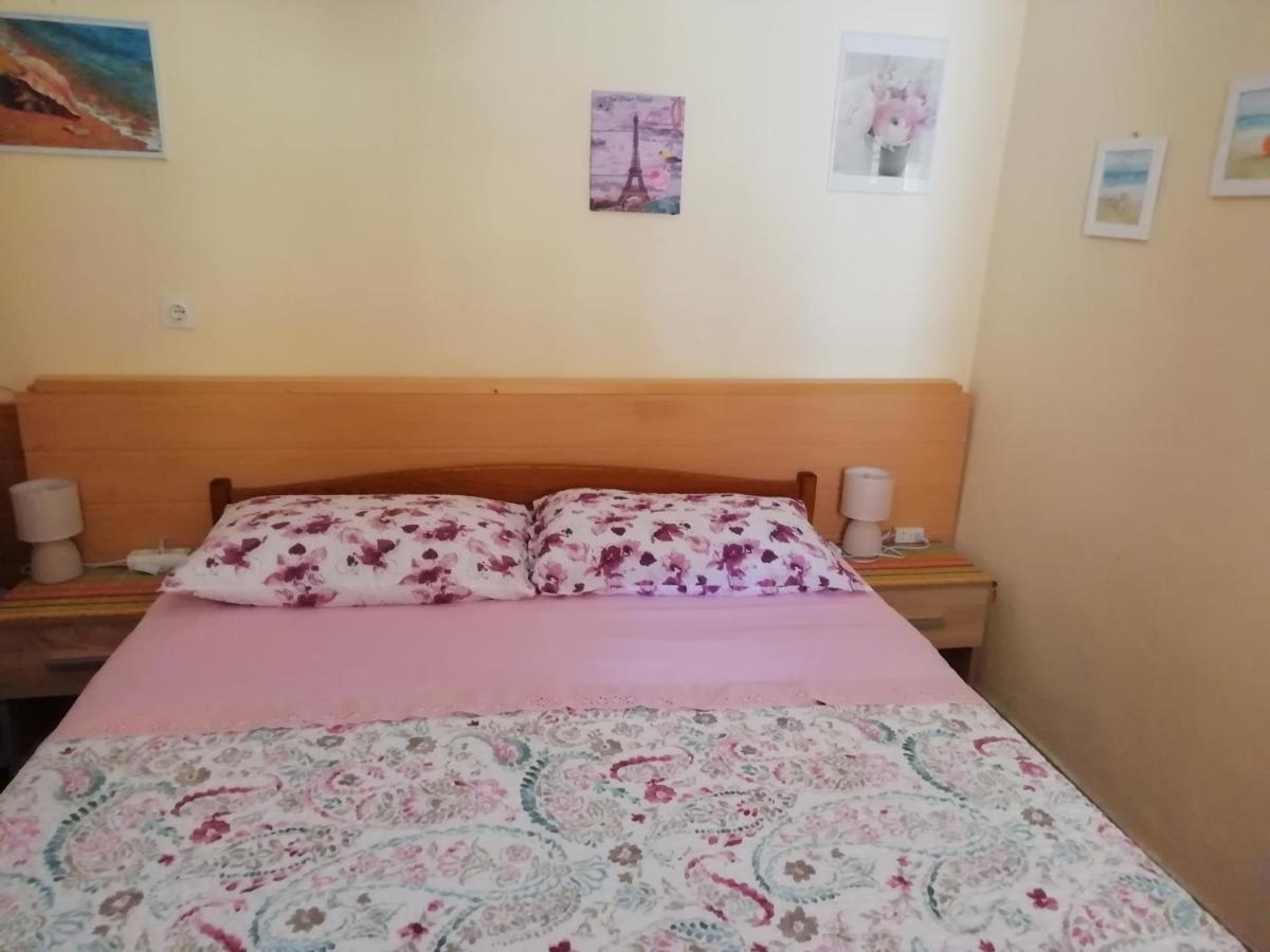 Apartman Lara Daire Brodarica  Dış mekan fotoğraf