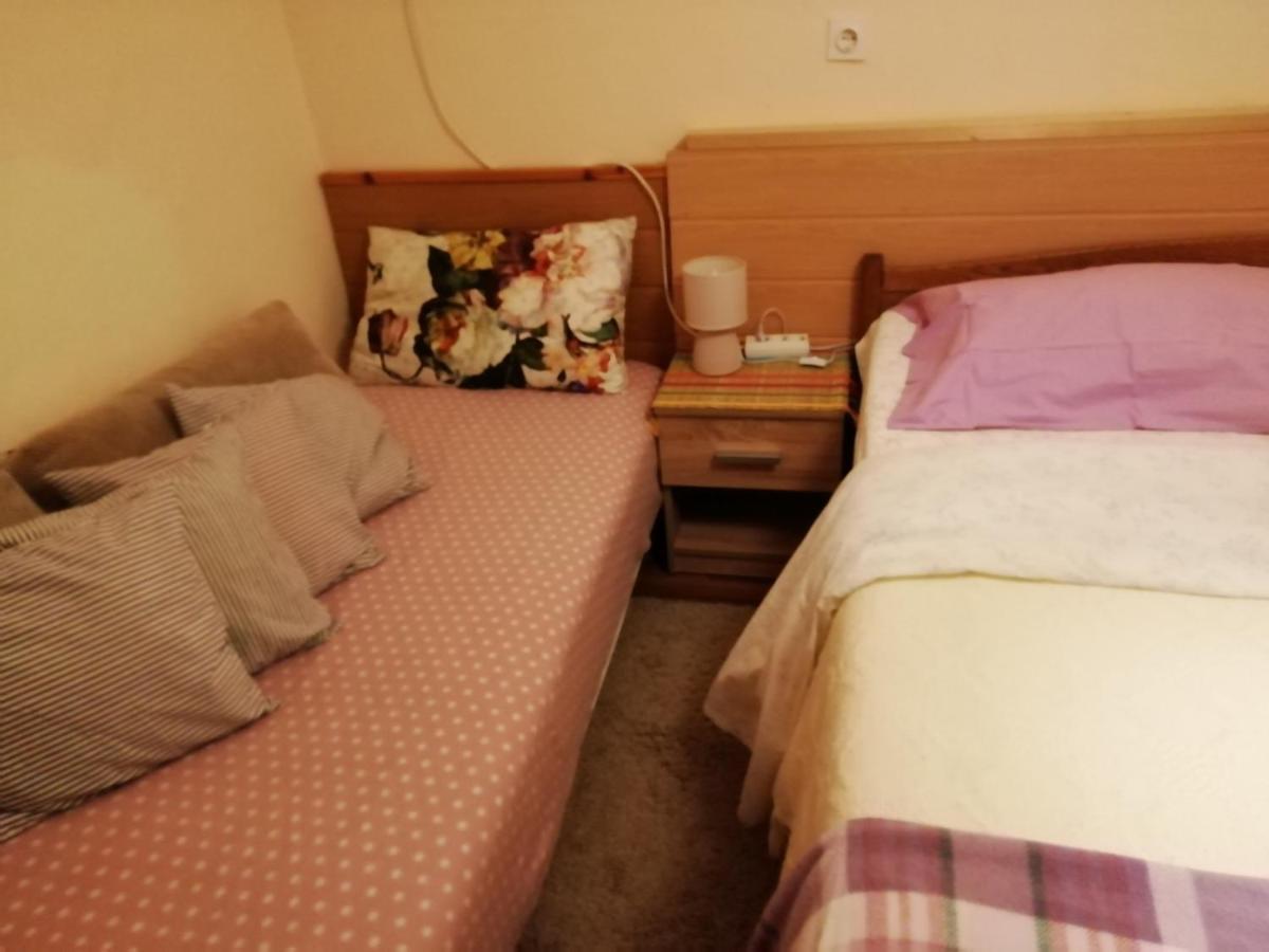 Apartman Lara Daire Brodarica  Dış mekan fotoğraf